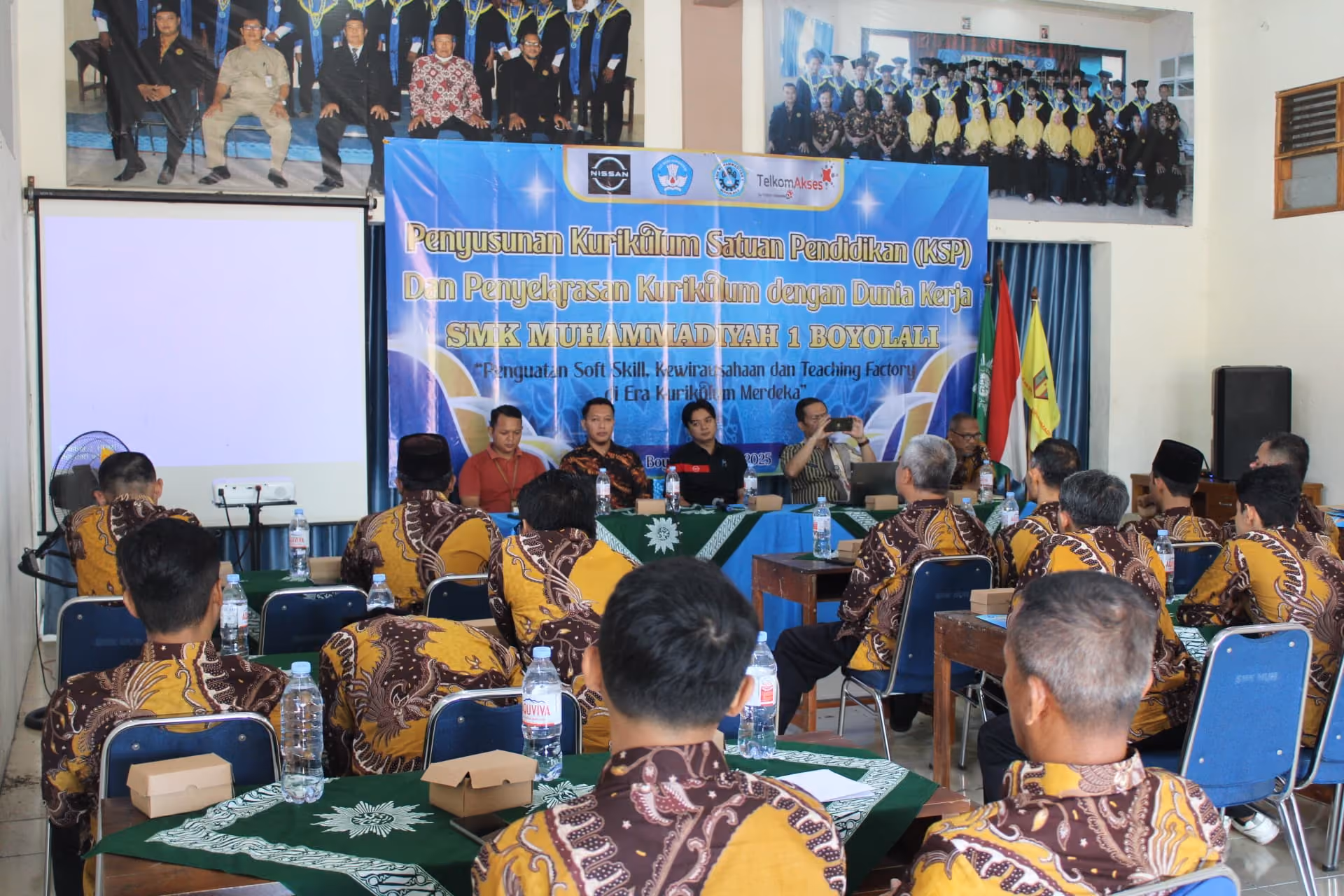 Penguatan Kurikulum dan Kolaborasi Industri: SMK Muhammadiyah 1 Boyolali Gelar Kegiatan KSP dan Penyelarasan Kurikulum Bersama DUDI